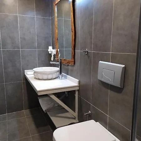 Hotel Jakaranda Istanbul