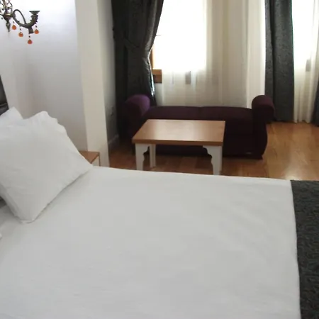 Jakaranda Hotel Provincia di Istanbul