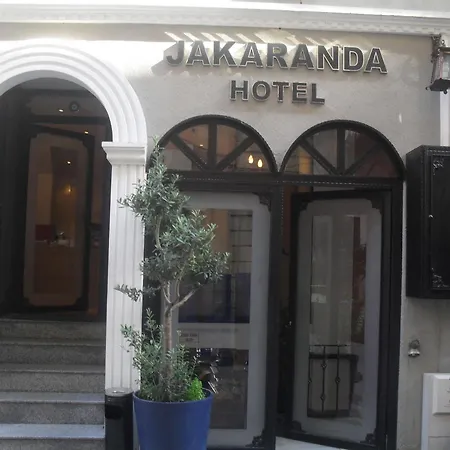 Otel Jakaranda 3*