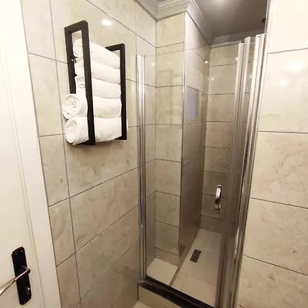 Jakaranda איסטמבול