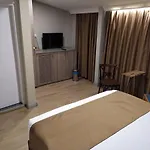 Jakaranda 酒店