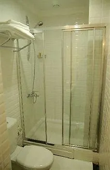 Jakaranda Hotel Istanboel